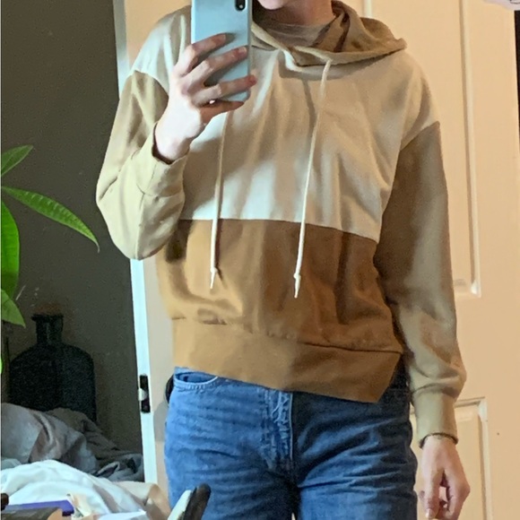 Hoodie - Picture 4 of 4